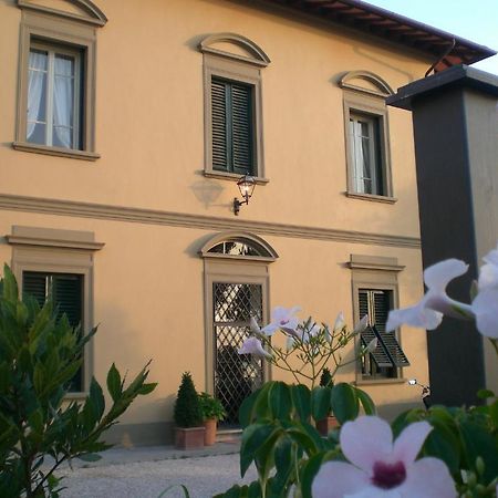 Villa Le Luci กัสตาลเญโต การ์ดุชชี ภายนอก รูปภาพ